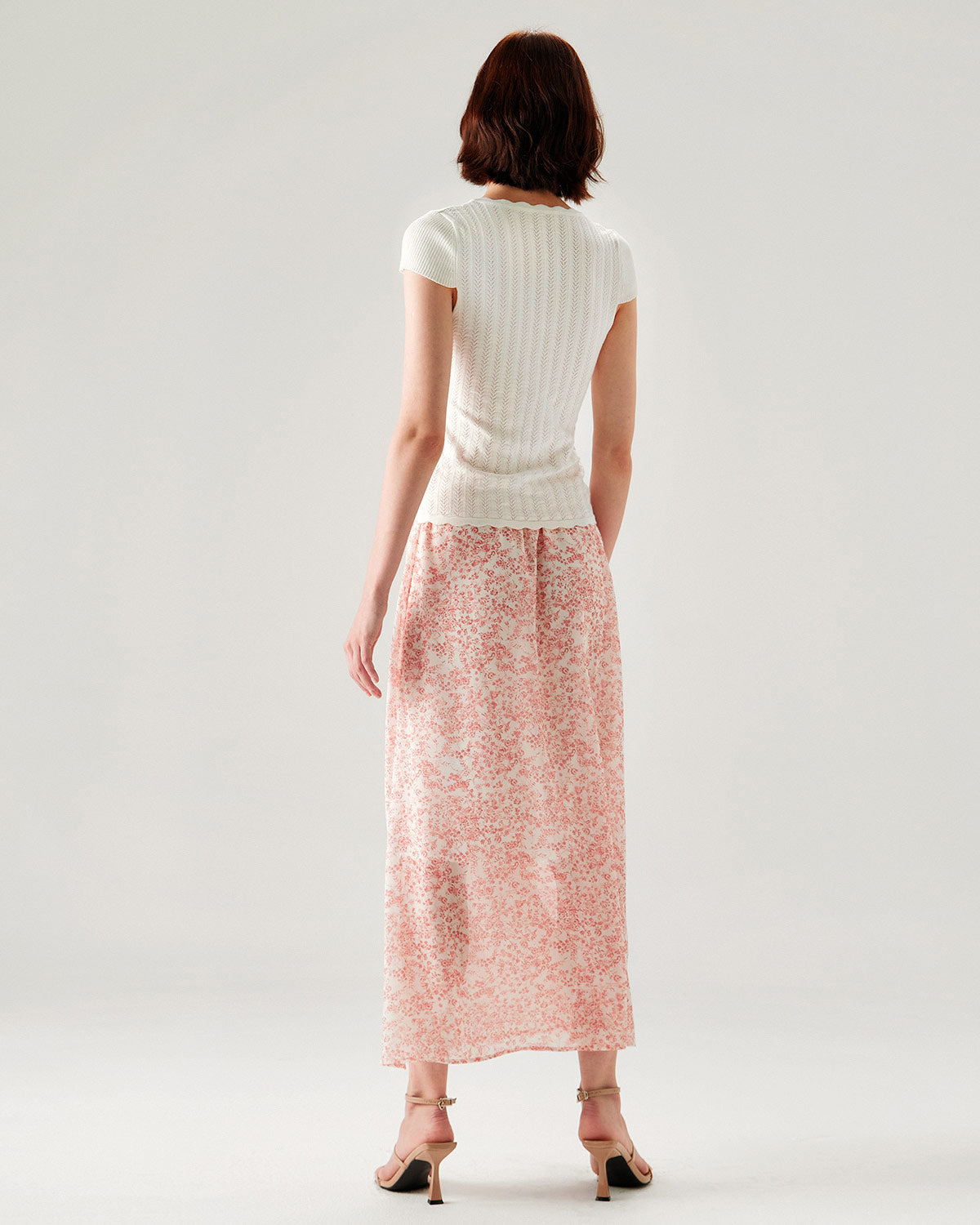 White U Neck Slim Knit Tee
